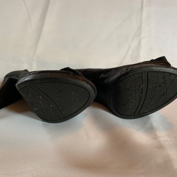 Christian Siriano for Payless Black Faux Snakeskin Open Toe Heels with a Bow! - Picture 9 of 9